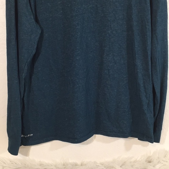 The Nike Tee Long Sleeve Dark Green Size Large - Picture 3 of 8